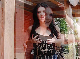 Emma Leigh – The Busty College Babe