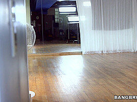 Sexy amateur ballerina fucked – BangBros