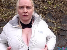 Boobylicious POV amateur whore fucked 4 cash after casting