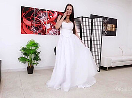 L P, Jolee Love And Karina Clarke In Slammed Brides Goes Wet 7on1, Atm, Ball