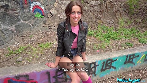 Jade Amor – Why Not In Public